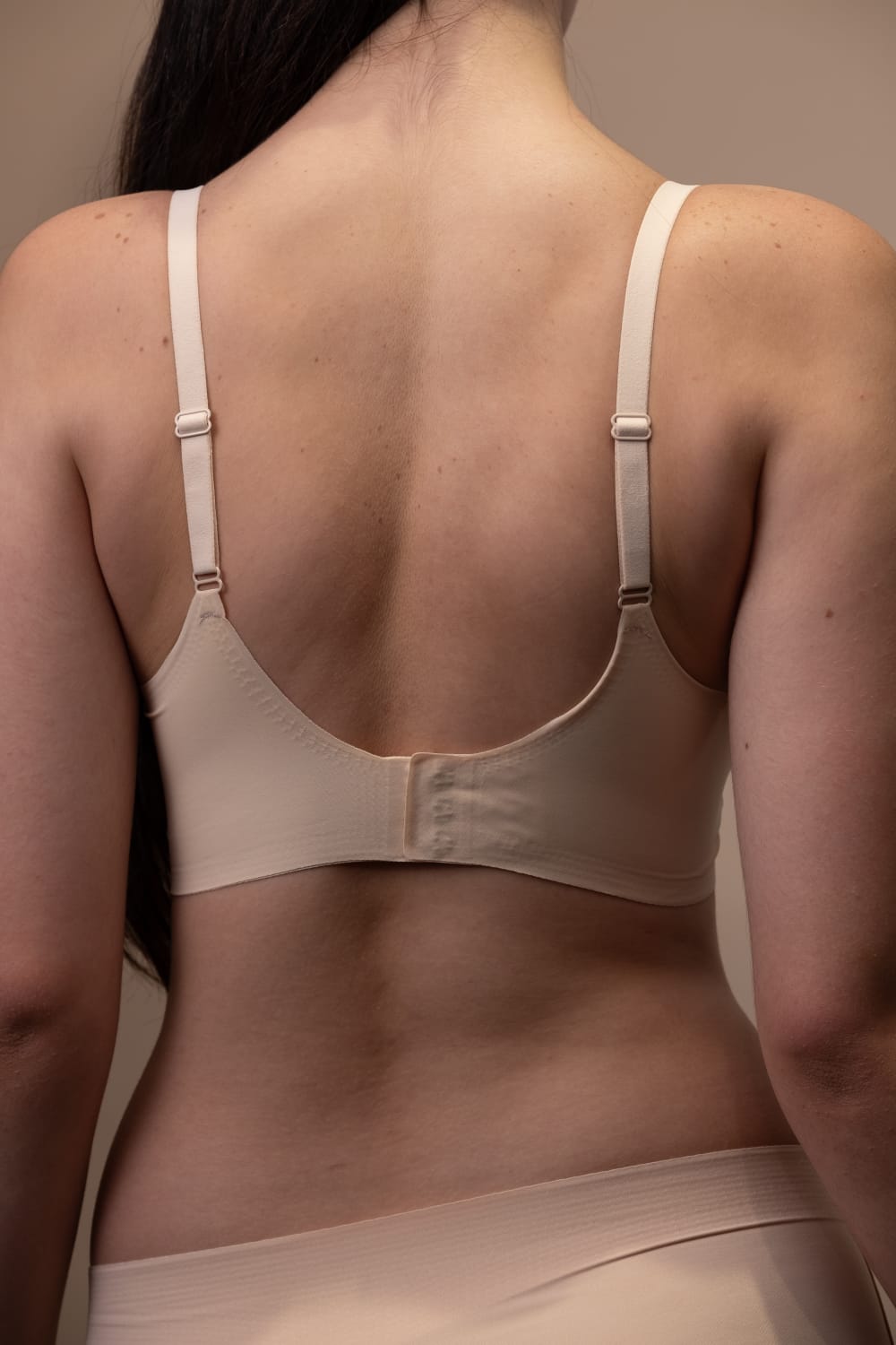 Soutien-Gorge Anti-Gravité - image 9